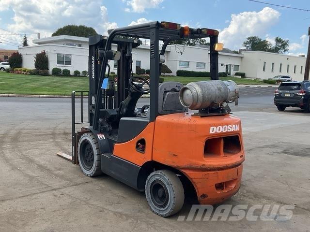 Doosan G30E-5 Targoncák-Egyéb