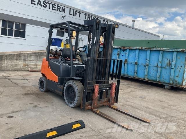 Doosan G30E-5 Targoncák-Egyéb