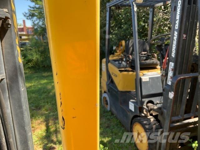 Doosan GC30P-3 Targoncák-Egyéb