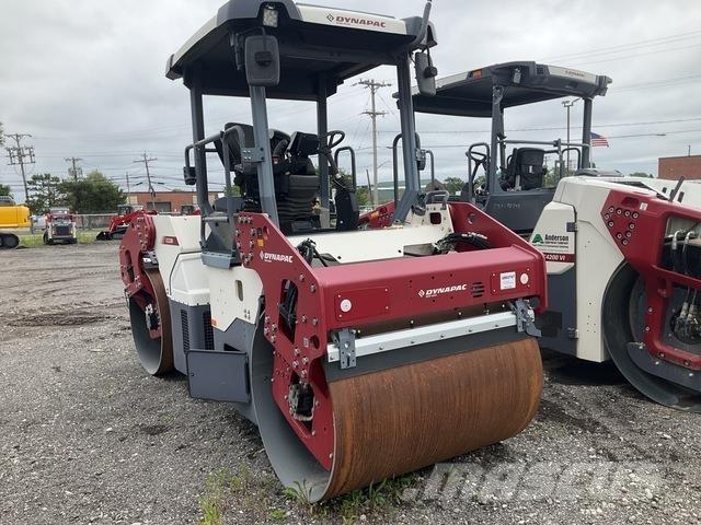 Dynapac CC2200 Ikerdobos hengerek