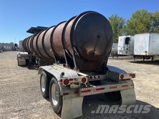 Etnyre  Anyagszállító járművek