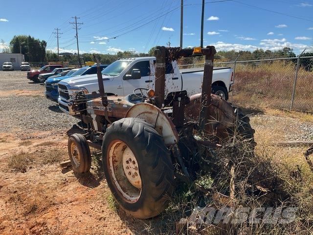 Ford 2810 Kompakt traktorok