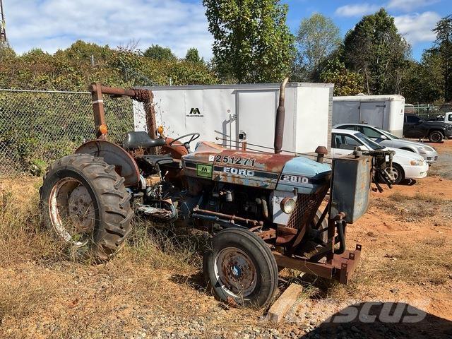 Ford 2810 Kompakt traktorok