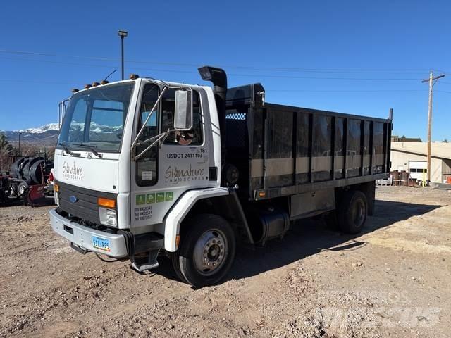 Ford CF8000 Billenő teherautók