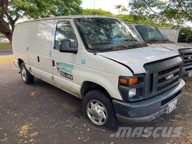 Ford E-150 Transporterek