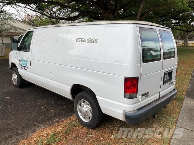 Ford E-150 Transporterek
