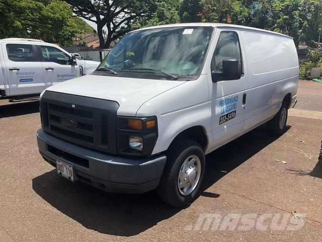 Ford E-150 Transporterek