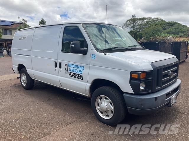 Ford E-150 Transporterek