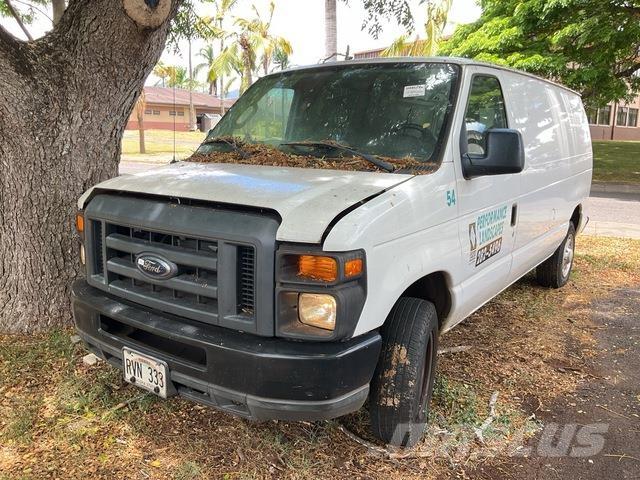 Ford E-150 Transporterek
