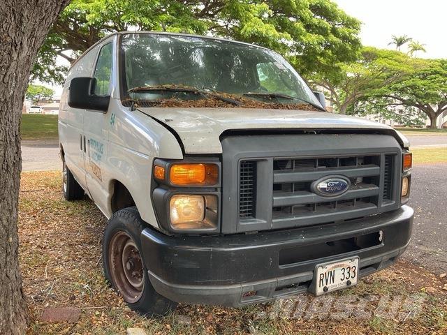 Ford E-150 Transporterek