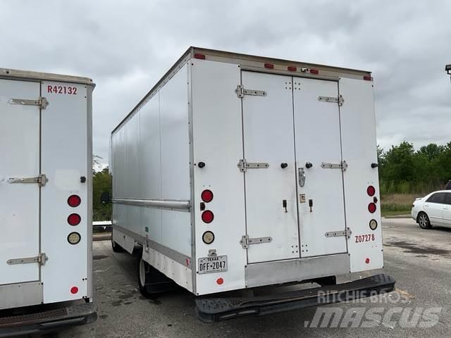 Ford E-350 Transporterek