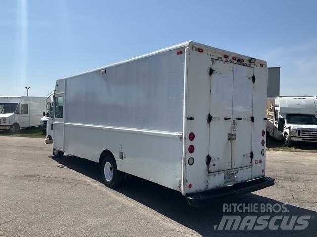 Ford E-350 Dobozos