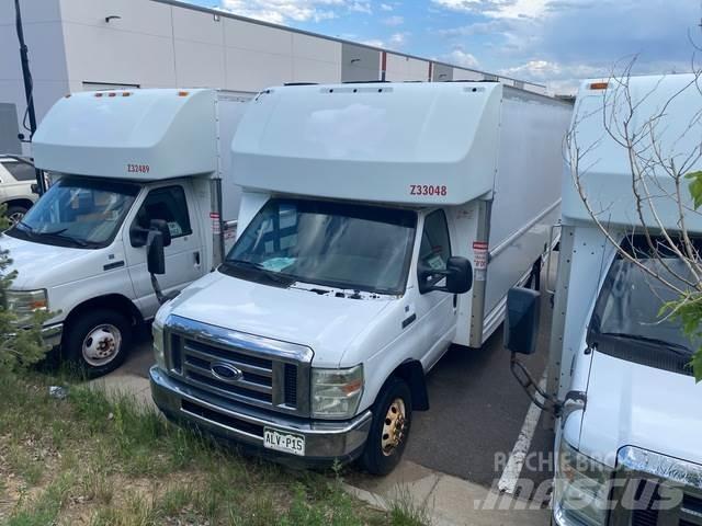Ford E-350 Transporterek