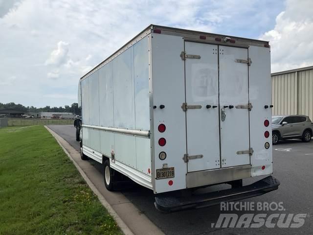 Ford E-350 Dobozos teherautók