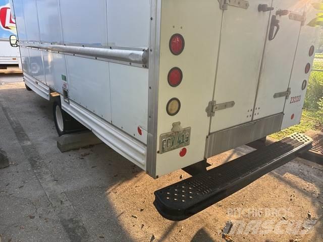 Ford E-350 Transporterek
