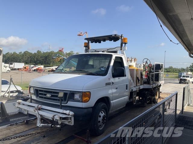Ford E-350 Közúti karbantartó haszongépek