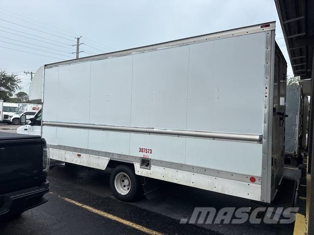 Ford E-350 Dobozos