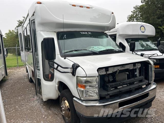 Ford E-350 Mini buszok
