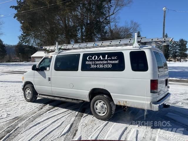 Ford E350 Transporterek