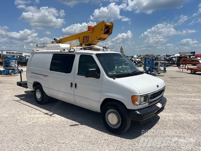 Ford E350 Dobozos teherautók