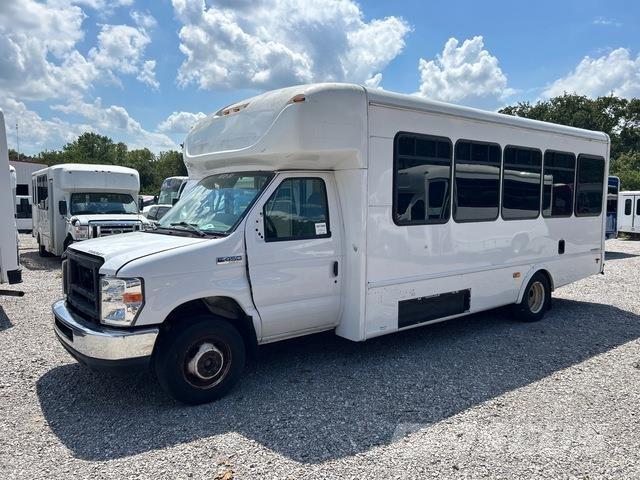 Ford E450 Mini buszok
