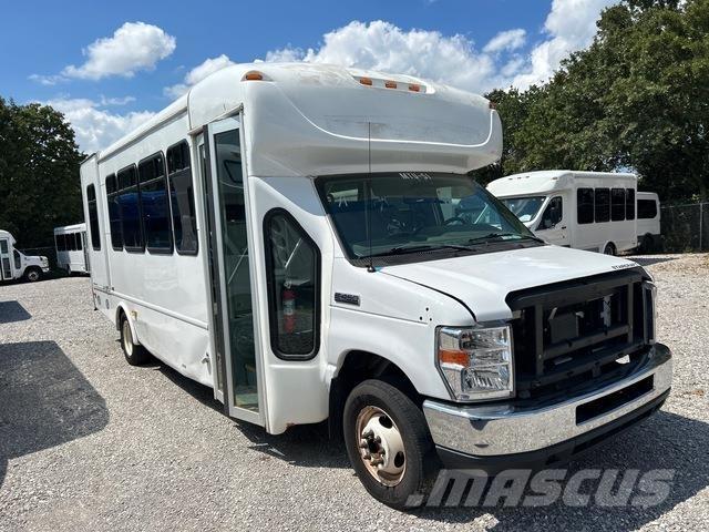 Ford E450 Mini buszok