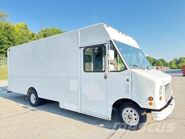 Ford Econoline Dobozos