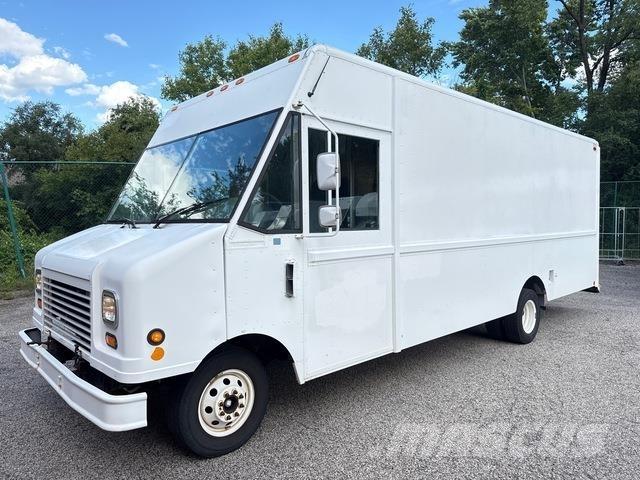 Ford Econoline Dobozos