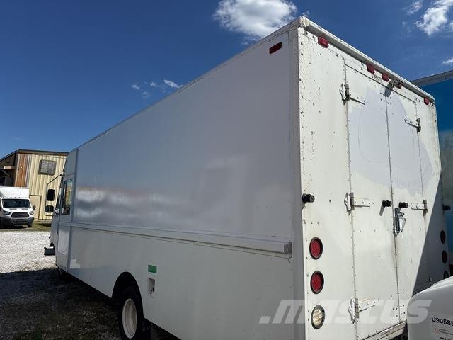 Ford Econoline Dobozos