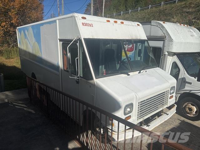 Ford Econoline Dobozos