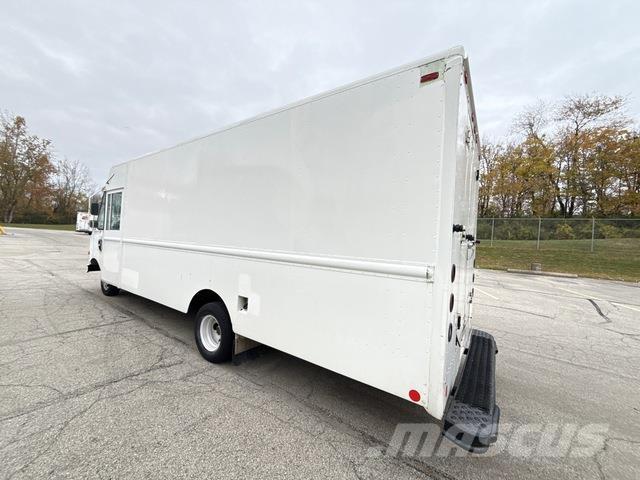 Ford Econoline Dobozos