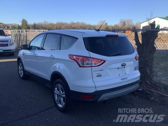 Ford Escape Kistehergépjárművek