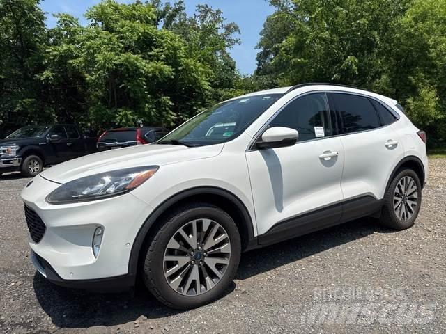 Ford Escape Kistehergépjárművek