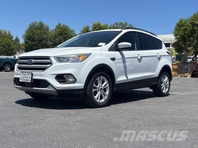 Ford Escape Kistehergépjárművek
