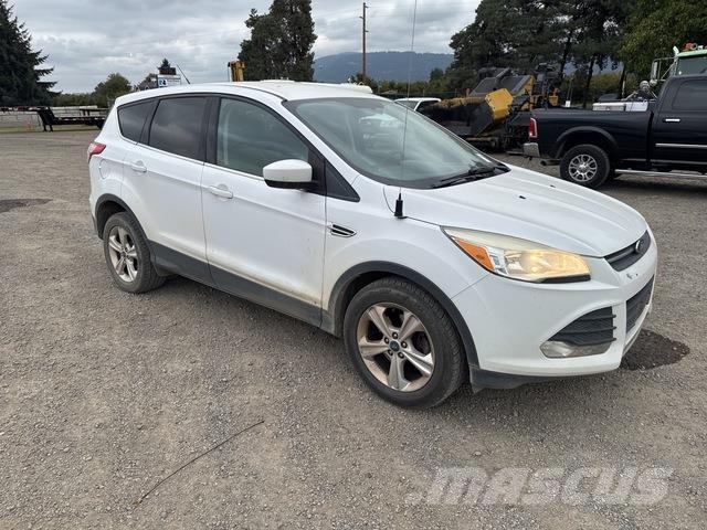 Ford Escape Kistehergépjárművek