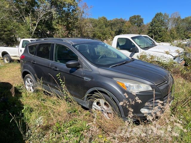Ford Escape Kistehergépjárművek