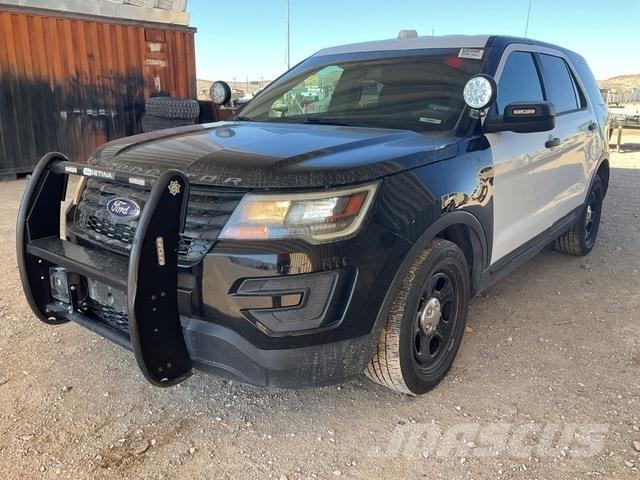 Ford Explorer Kistehergépjárművek