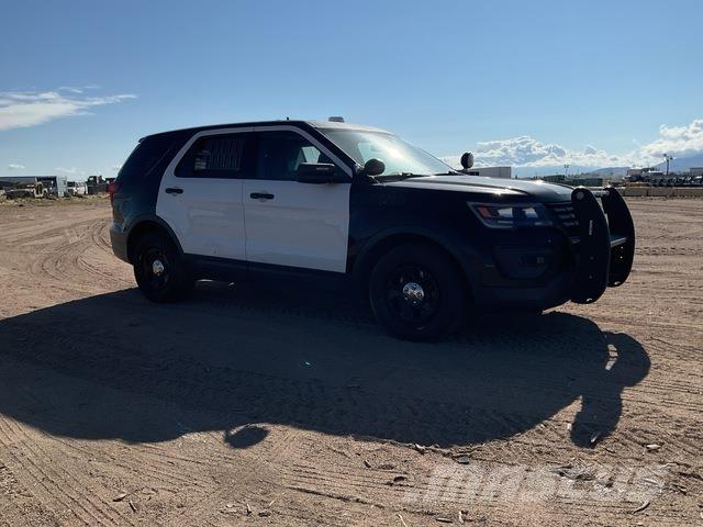 Ford Explorer Kistehergépjárművek