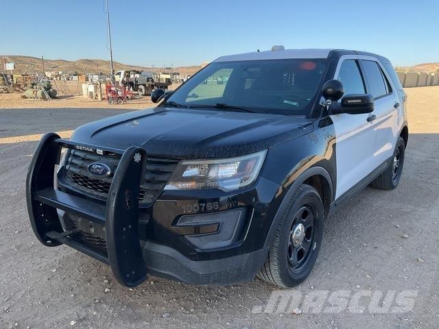 Ford Explorer Kistehergépjárművek