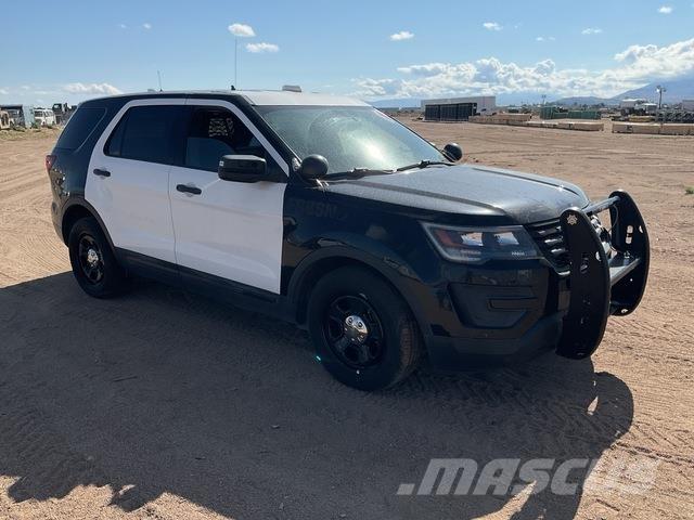 Ford Explorer Kistehergépjárművek