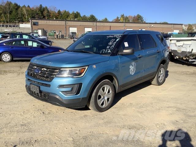 Ford Explorer Kistehergépjárművek