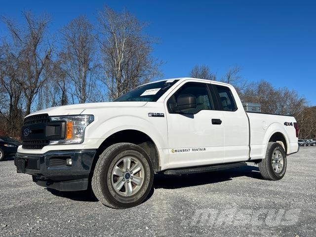 Ford F-150 Kis teherszállító/Platós kocsi