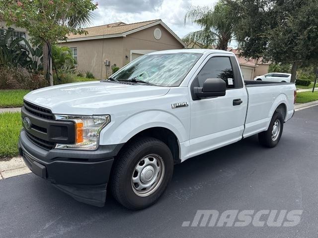 Ford F-150 Kis teherszállító/Platós kocsi