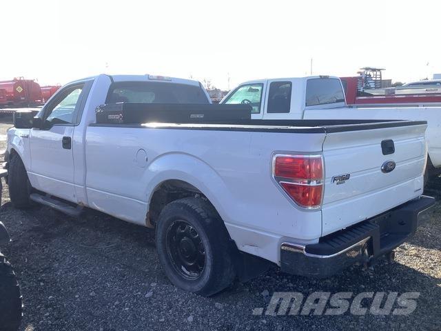 Ford F-150 Kis teherszállító/Platós kocsi