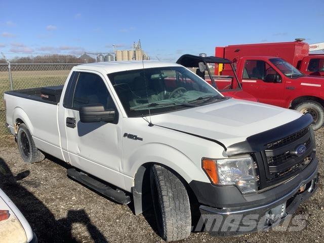 Ford F-150 Kis teherszállító/Platós kocsi