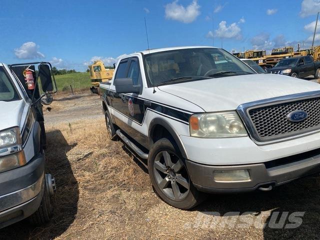 Ford F-150 Kis teherszállító/Platós kocsi