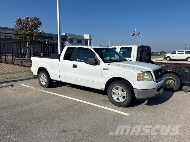 Ford F-150 Kis teherszállító/Platós kocsi