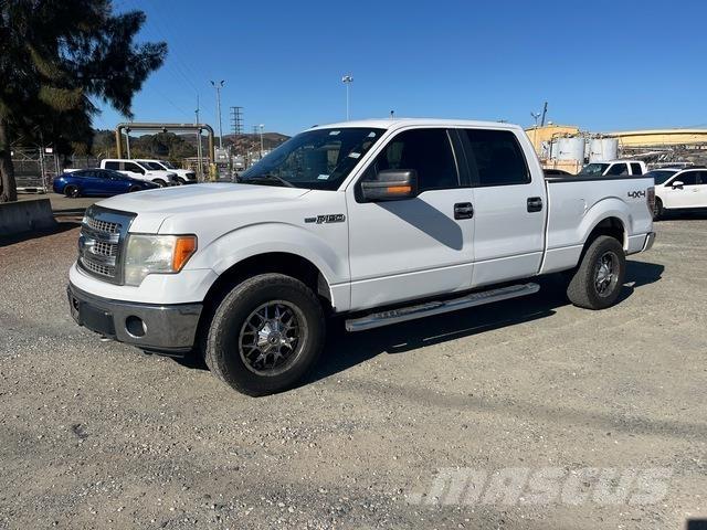Ford F-150 Kis teherszállító/Platós kocsi