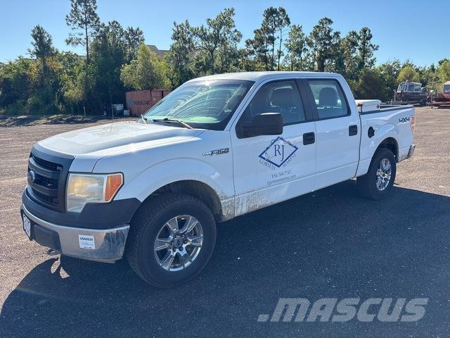 Ford F-150 Kis teherszállító/Platós kocsi