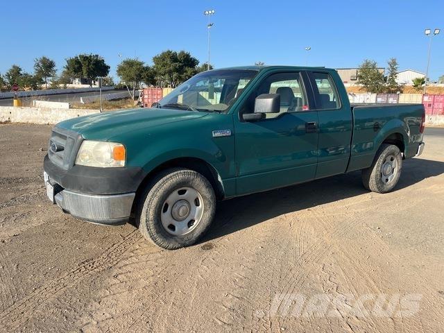 Ford F-150 Kis teherszállító/Platós kocsi